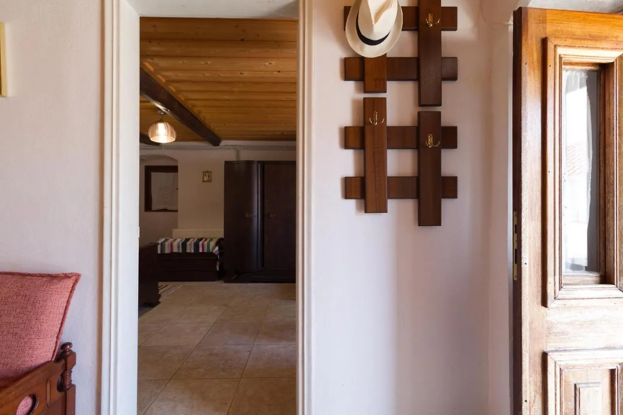 Holiday home The Old House - Wood & Stone Villa Evreti